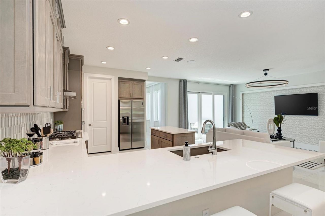 6013 White Mangrove Lane, Bradenton, FL 34210 Photo