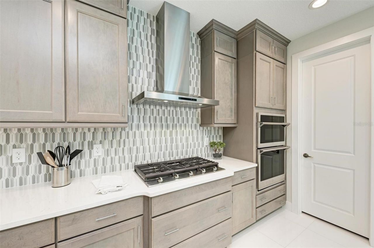 6013 White Mangrove Lane, Bradenton, FL 34210 Photo