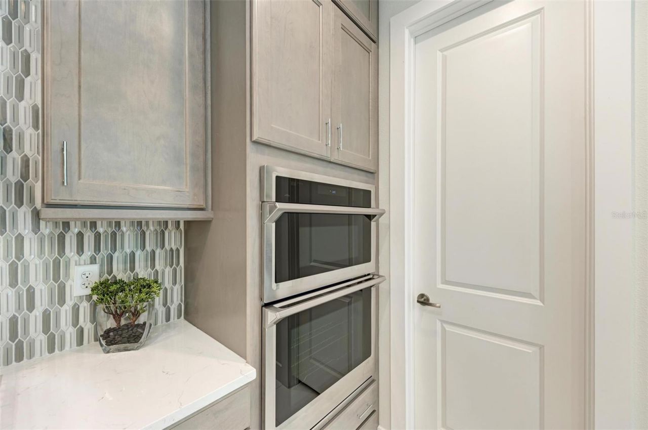 6013 White Mangrove Lane, Bradenton, FL 34210 Photo