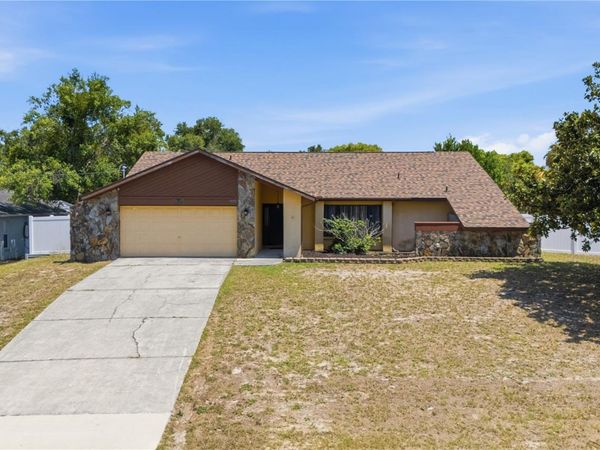 9470 MONTEBELLO LANE, SPRING HILL, FL 34608