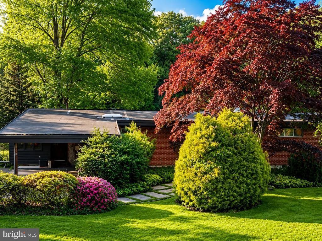 3228 MIDFIELD , PIKESVILLE, MD 21208