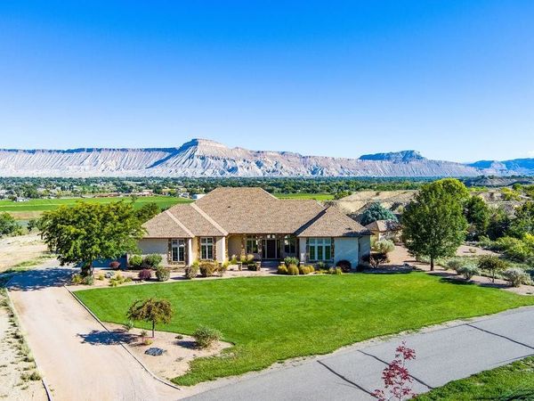 365 Vino Tinto Lane , Palisade, CO 81526