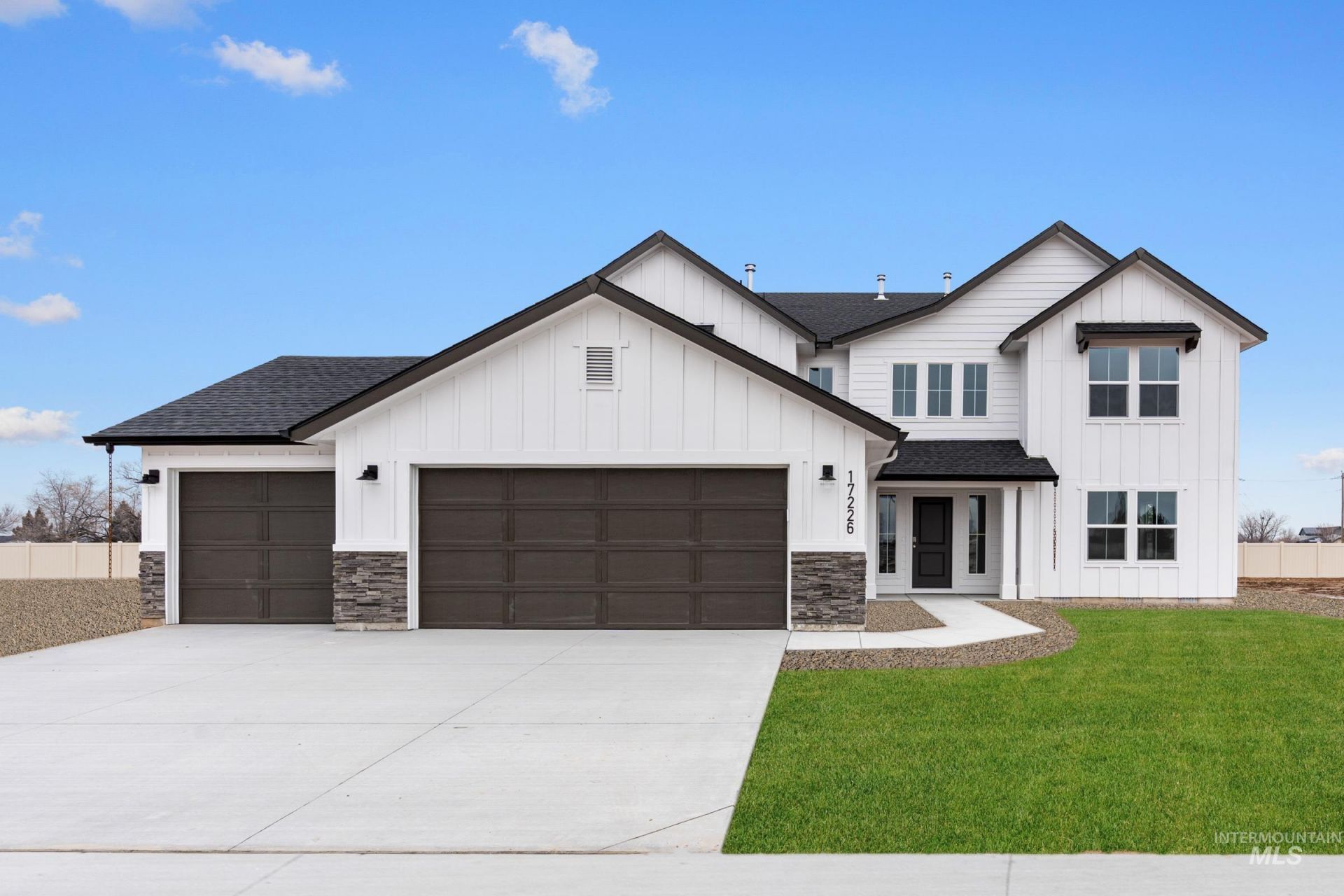 3480 E Jamestown Dr, Nampa, ID 83686 Main Photo