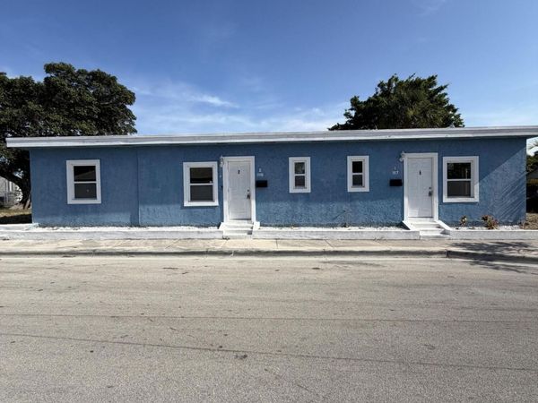 1117 3rd Avenue N, Unit 1, Lake Worth Beach, FL 33460