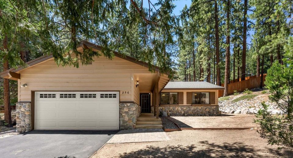 256 Mcfaul Way, Zephyr Cove, NV 89448 Photo
