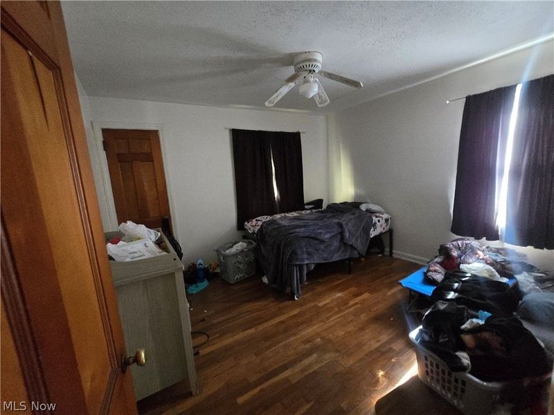 19403 Ridgewood Avenue, Warrensville Heights, OH 44122 Photo 8