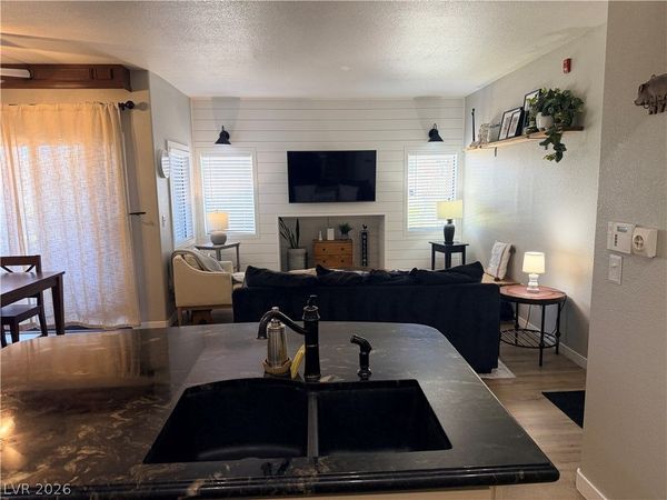 8250 N Grand Canyon Drive , Unit 1076, Las Vegas, NV 89166