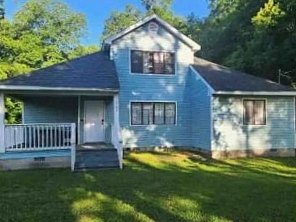 5363 Florida Street , Graceville, FL 32440