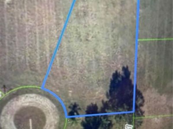 817 Trident CT, SEBRING, FL 33876