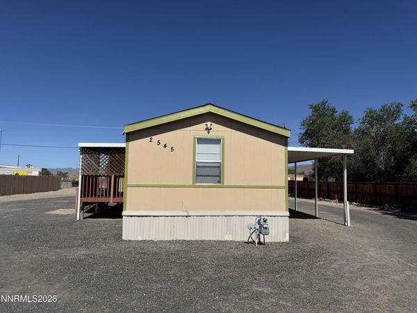 2545 Truckee Street, Silver Springs, NV 89429
