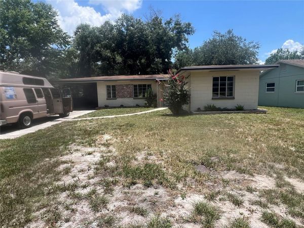 404 LOUIS STREET , LEESBURG, FL 34748