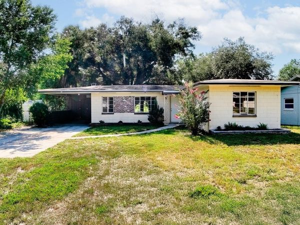 404 LOUIS STREET , LEESBURG, FL 34748