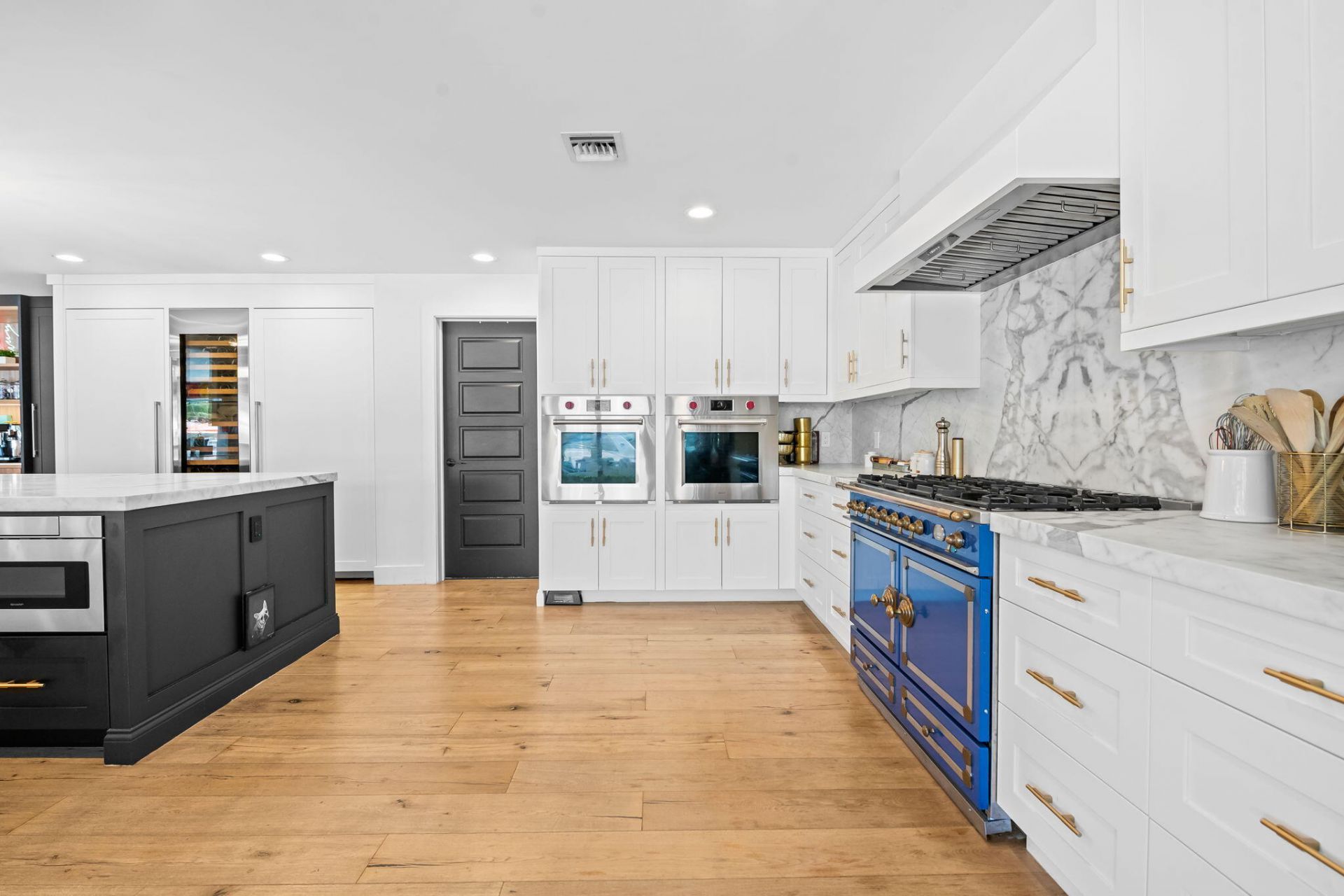 3051 NE 46th Street, Fort Lauderdale, FL 33308 Photo