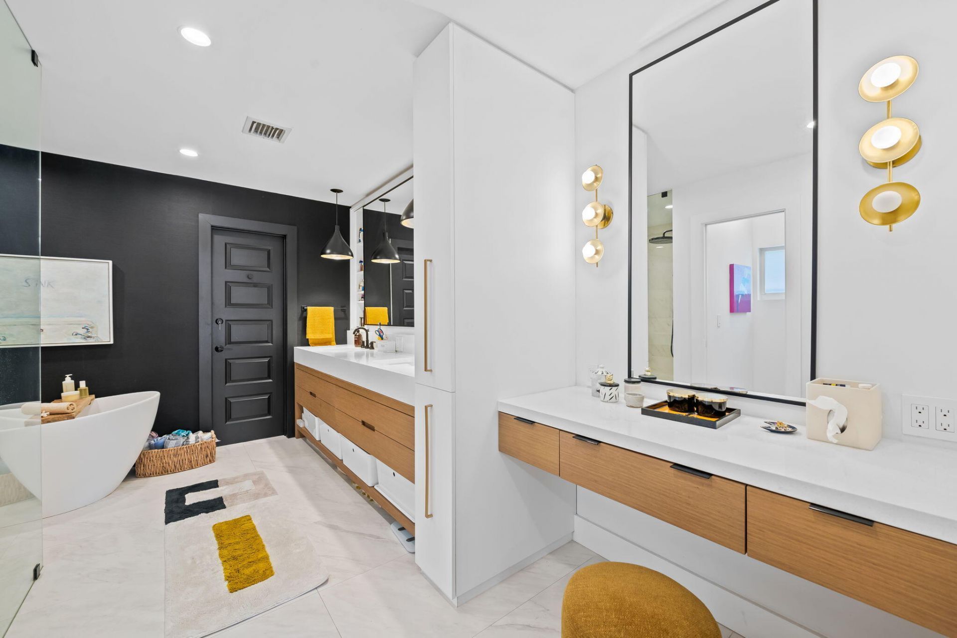 3051 NE 46th Street, Fort Lauderdale, FL 33308 Photo