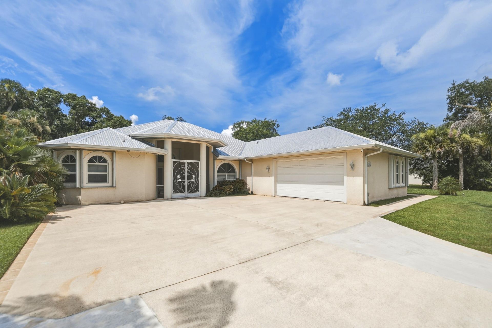 2305 Winding Creek Lane, Fort Pierce, FL 34981 Photo