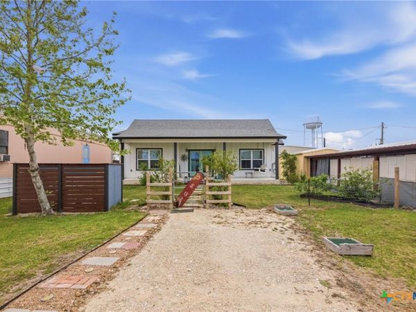1507 Polk Street, Port O'Connor, TX 77982