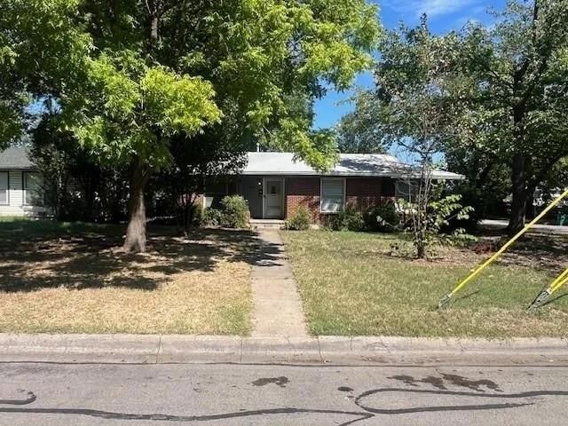 800 Westway Street, Unit 102, Denton, TX 76201 Main Photo