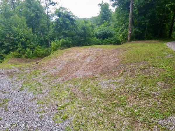 Roe , Winfield, TN 37892