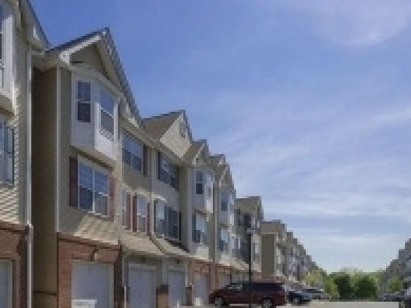 43 Conover Ter, Lebanon, NJ 08833
