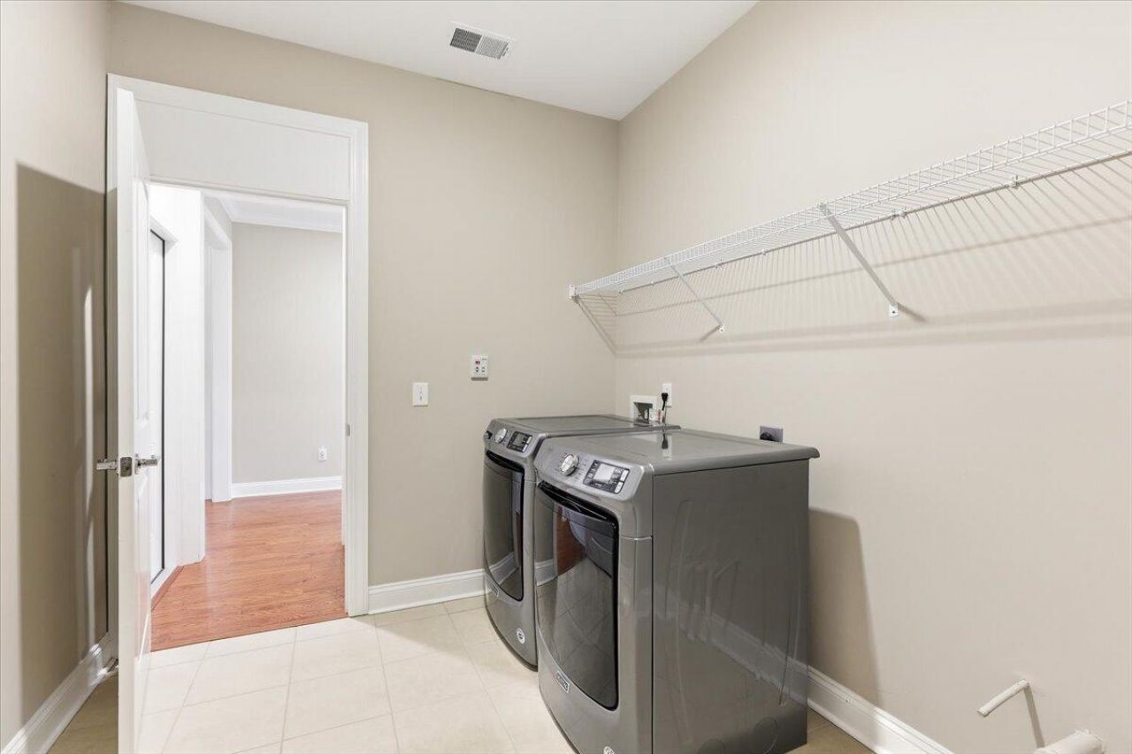 4054 Aspera Drive Photo 23