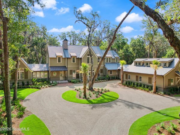 435 Pike's Bluff Drive, St. Simons Island, GA 31522