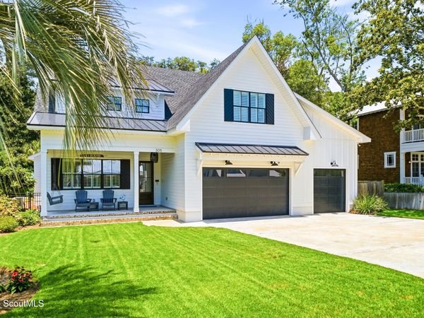 305 Kelsall Avenue, St. Simons Island, GA 31522