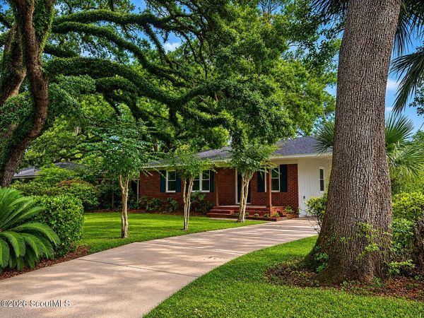 200 Reynolds Street, Brunswick, GA 31520