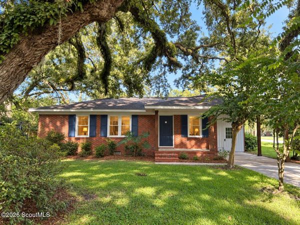 200 Reynolds Street, Brunswick, GA 31520