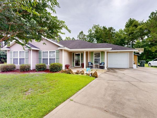 235 Sarah Drive , Brunswick, GA 31525
