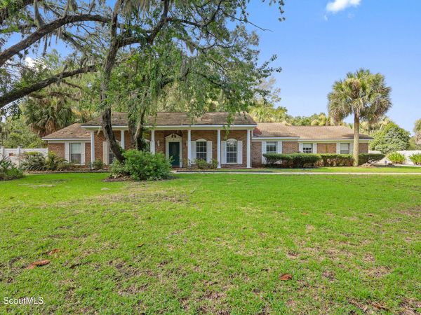 112 Meadows Way, Brunswick, GA 31525