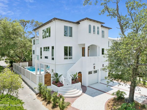 4217 Fourth Street , St. Simons Island, GA 31522
