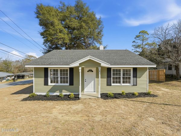 318 Peachtree Circle , Sylvania, GA 30467