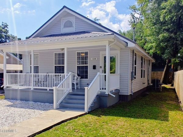 1608 Monck Street , Brunswick, GA 31520