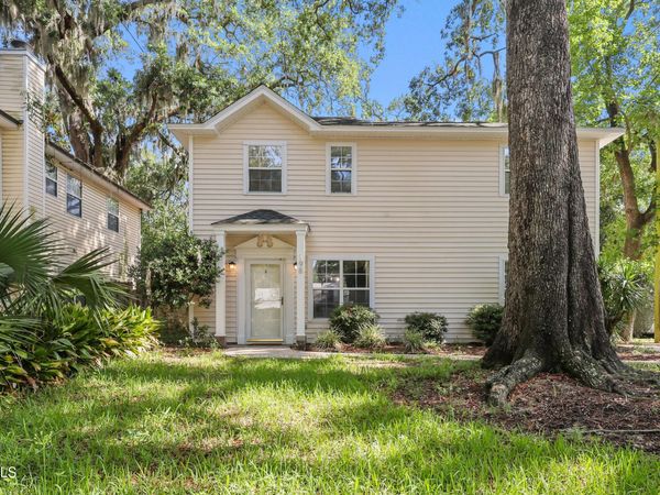 198 Pine Street, St. Simons Island, GA 31522