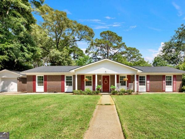 1315 Grace Drive, Savannah, GA 31406