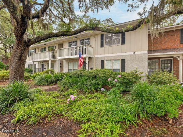 800 Mallery Street , St. Simons Island, GA 31522