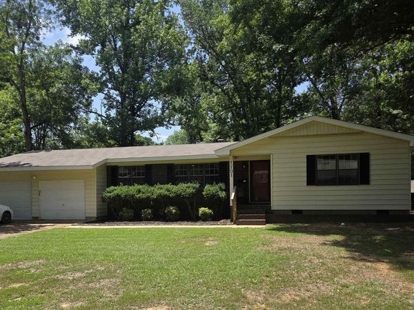 1101 N Cedar, Searcy, AR 72143
