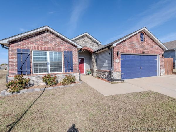 5811 E 146th Place S, Bixby, OK 74008