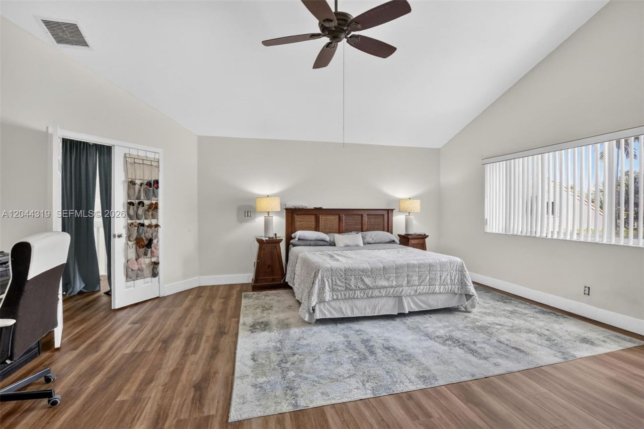 19322 NW 11th St , Pembroke Pines, FL 33029 Photo