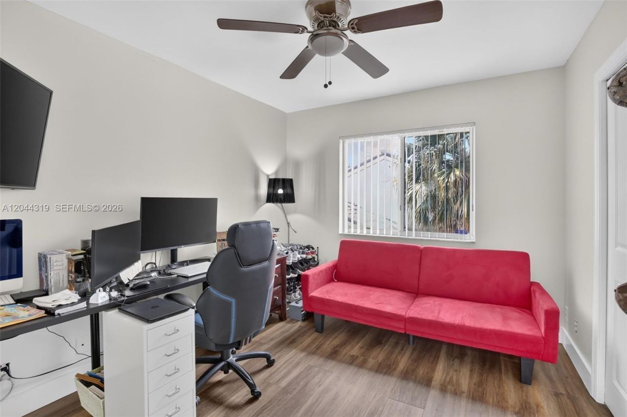 19322 NW 11th St , Pembroke Pines, FL 33029 Photo