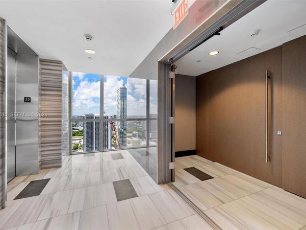 1100 Biscayne Blvd , Unit 3906, Miami, FL 33132