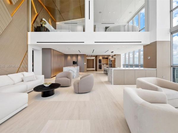 1100 Biscayne Blvd, Unit 3906, Miami, FL 33132