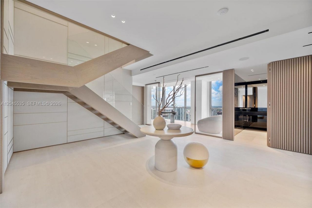 1100 Biscayne Blvd, Unit 3906, Miami, FL 33132 Photo