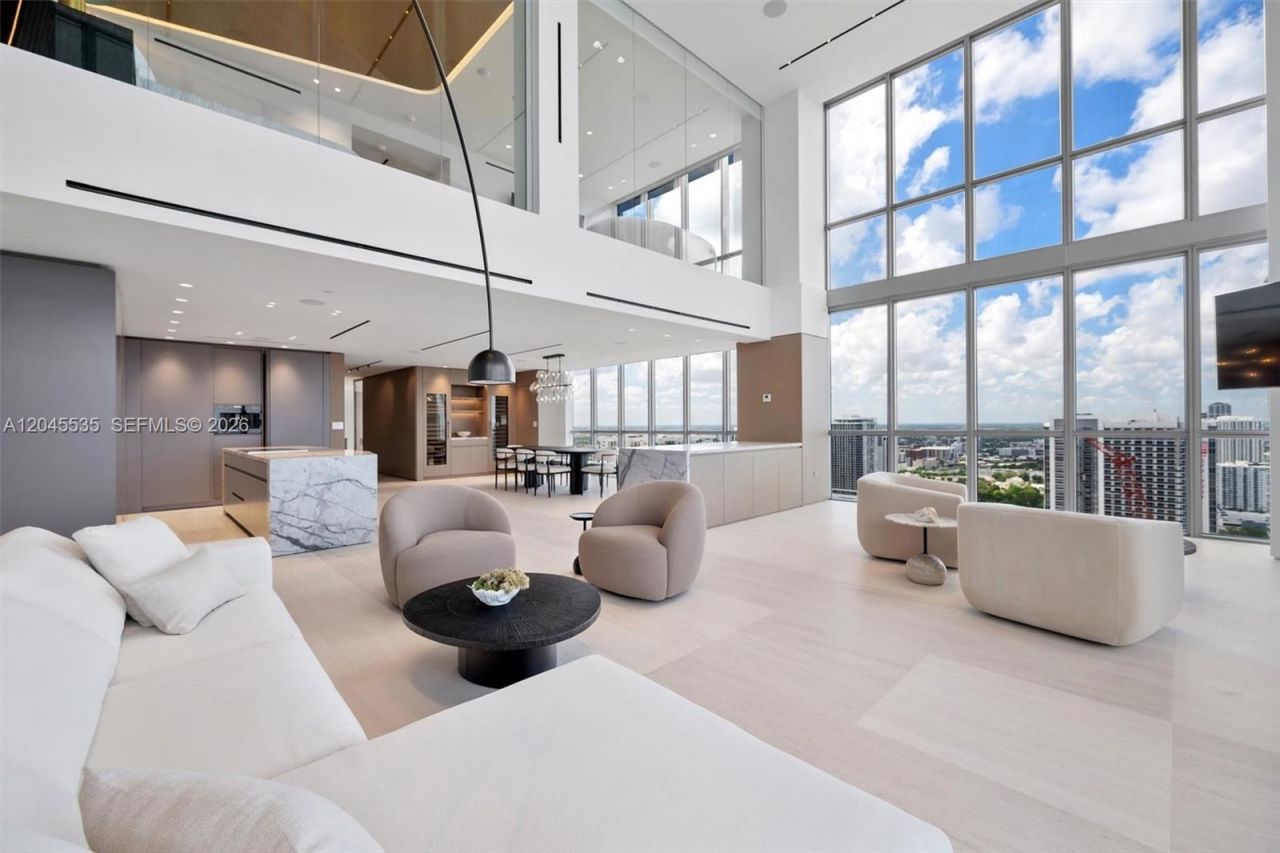 1100 Biscayne Blvd, Unit 3906, Miami, FL 33132 Photo