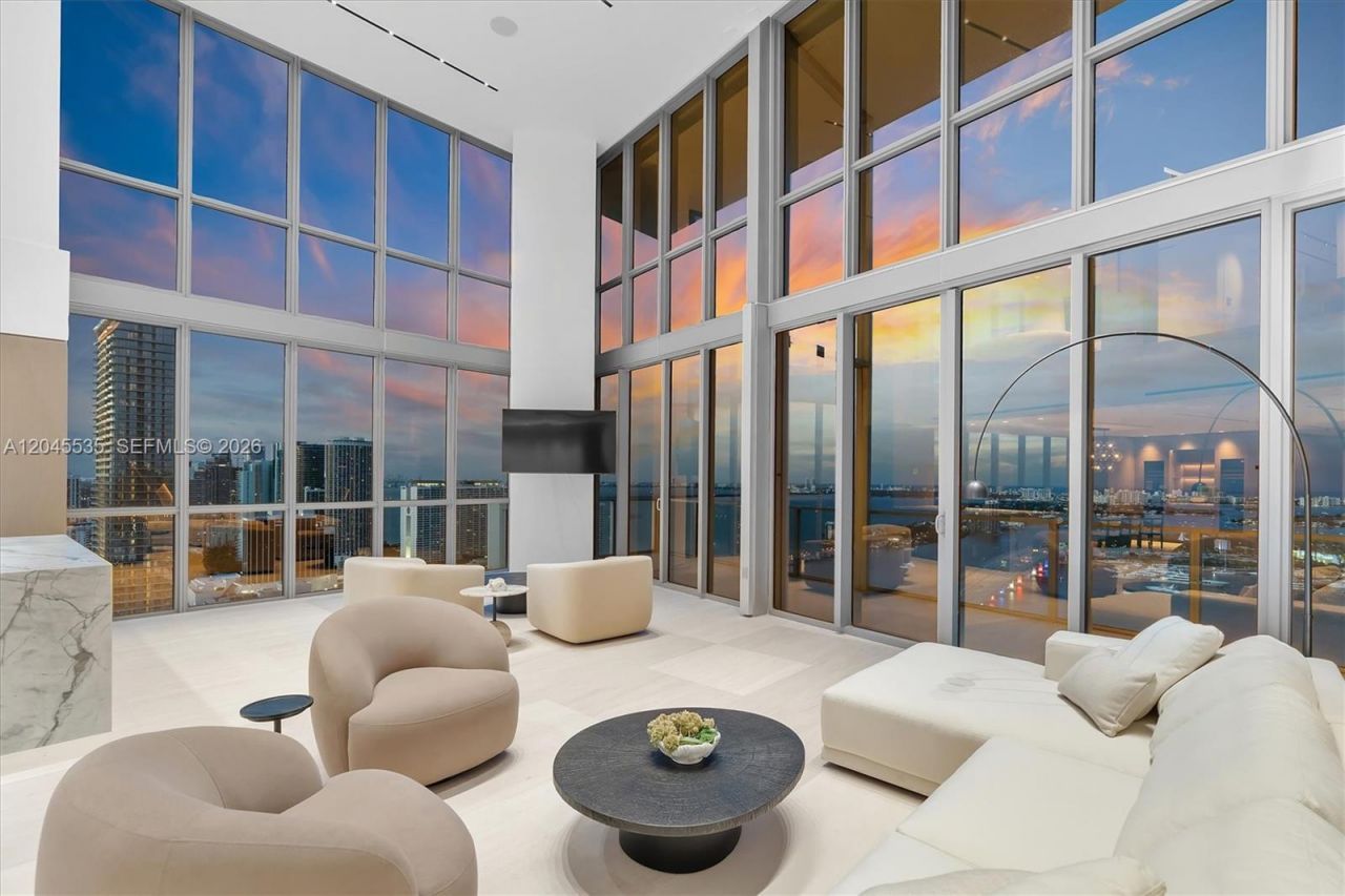 1100 Biscayne Blvd, Unit 3906, Miami, FL 33132 Photo