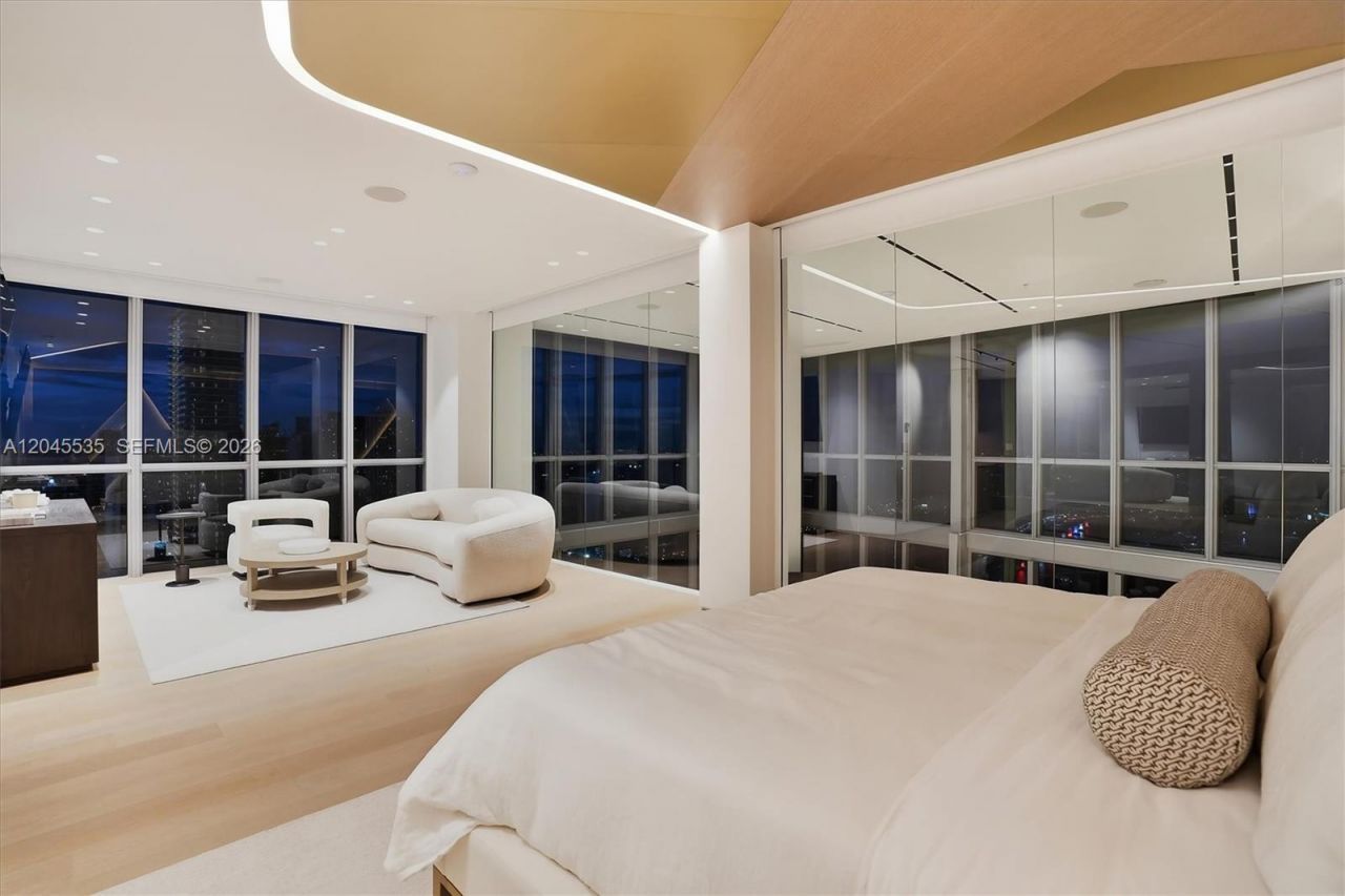 1100 Biscayne Blvd, Unit 3906, Miami, FL 33132 Photo