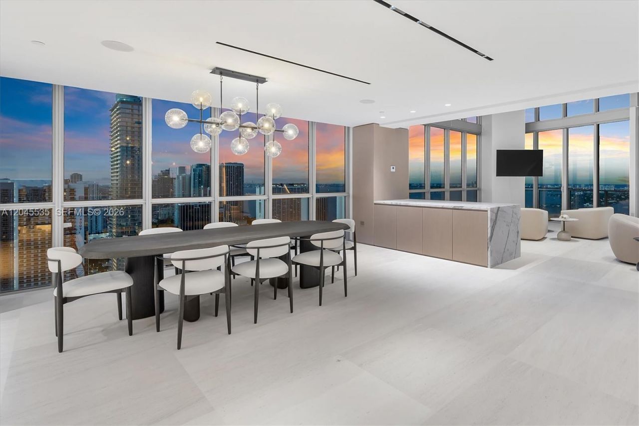 1100 Biscayne Blvd, Unit 3906, Miami, FL 33132 Photo