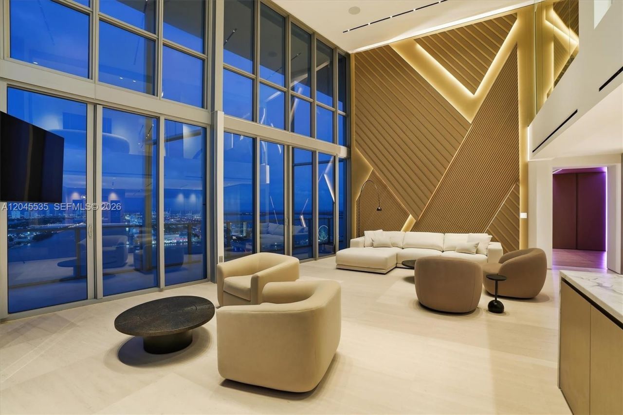 1100 Biscayne Blvd, Unit 3906, Miami, FL 33132 Photo