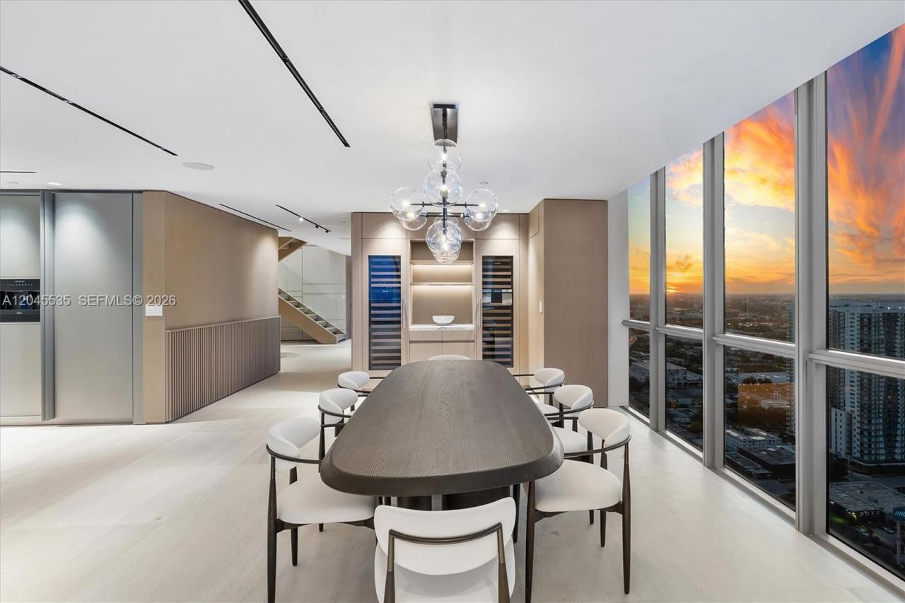 1100 Biscayne Blvd, Unit 3906, Miami, FL 33132 Photo