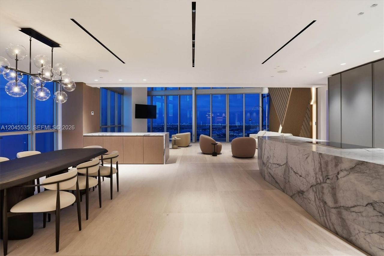1100 Biscayne Blvd, Unit 3906, Miami, FL 33132 Photo